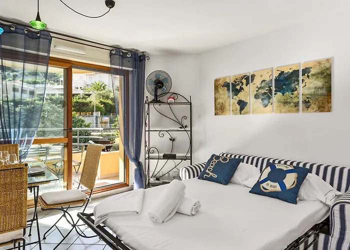 Apartment Cocon Vu Sur Le Port De Menton